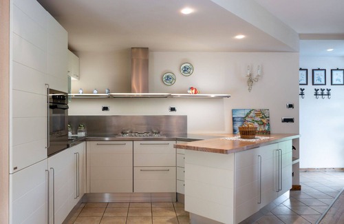 Monteu Roero Apartment | Beautiful apartment for 6 guests with WIFI, private pool, A/C, TV, terrace and pets allowed