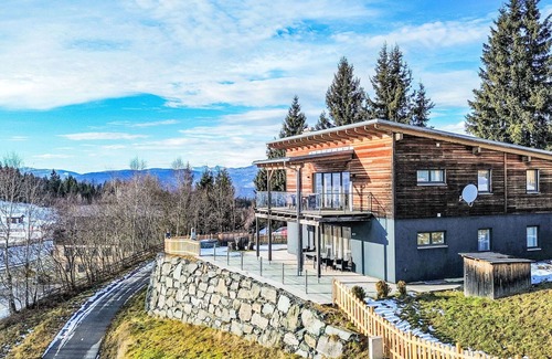 Sankt Urban Apartment | Beautiful apartment for 6 guests with WIFI, TV, terrace and pets allowed
