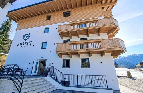 Oberau Wildschonau Apartment | Beautiful apartment for 5 guests with WIFI, TV and balcony