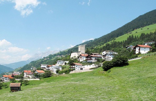 Fliess Apartment | Beautiful apartment for 6 guests with WIFI, TV and panoramic view