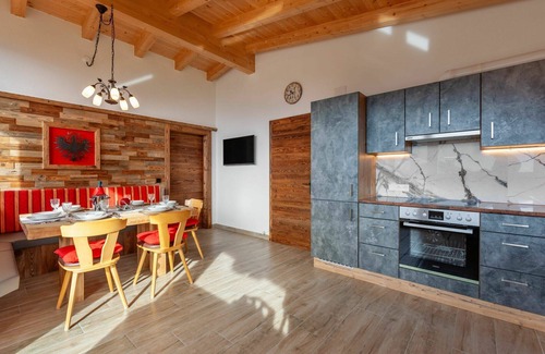 Fuegenberg Apartment | Beautiful apartment for 6 people with WIFI, TV, patio and pets allowed