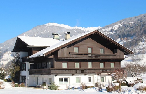 Distelberg Apartment | Beautiful apartment for 4 people with WIFI, TV, patio and panoramic view
