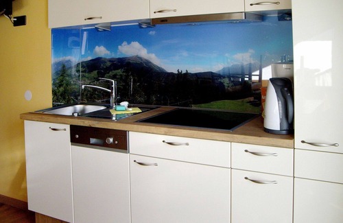 Prutz Apartment | Beautiful apartment for 6 guests with WIFI, TV, terrace and pets allowed