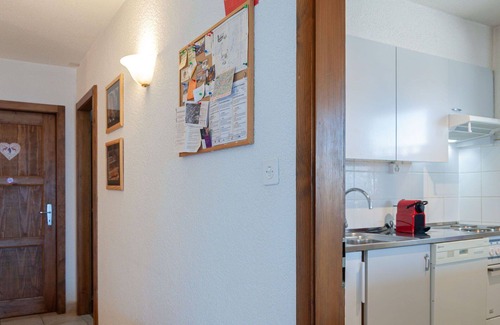 Salins Apartment | Beautiful apartment for 6 guests with WIFI, TV and balcony