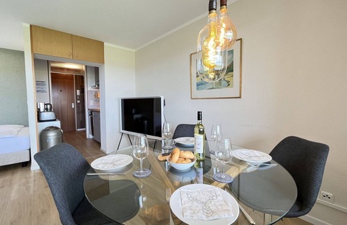 Loffingen Apartment | Beautiful apartment for 3 guests with pool, WIFI, TV, balcony, pets allowed and panoramic view