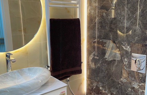 Sidi M'Hamed Apartment | Beautiful apartment elegant bright spacious and complete with everything you need