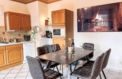 Grosssoelk Apartment | Beautiful apartment for 12 people with WIFI, hot tub, TV, terrace and panoramic view