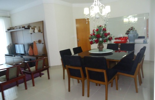 Algodoal Apartment | Beautiful apartment facing the sea