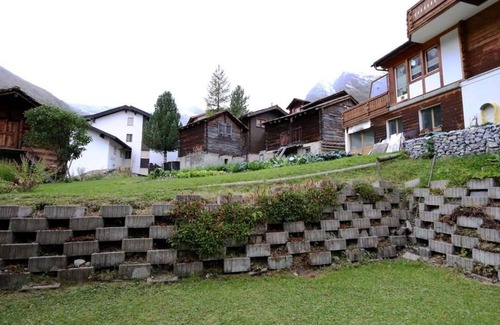 Saas-Fee Apartment | Beautiful apartment for 4 people with WIFI, TV, balcony and pets allowed