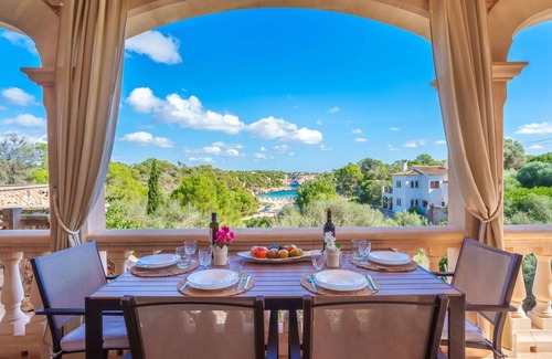 Cala Santany Apartment | Beautiful apartment for 4 people with WIFI, TV, terrace and pets allowed