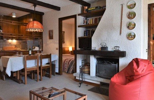 Madesimo Apartment | Beautiful apartment for 5 guests with WIFI, TV and terrace