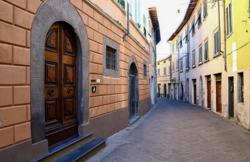 Buti Apartment | Beautiful apartment for 7 guests with A/C, WIFI, TV, terrace and panoramic view