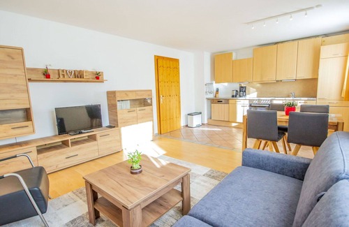 Prutz Apartment | Beautiful apartment for 4 guests with WIFI and TV