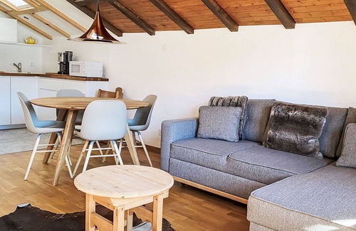 Falera Apartment | Beautiful apartment for 5 people with pool, WIFI, TV, balcony and panoramic view