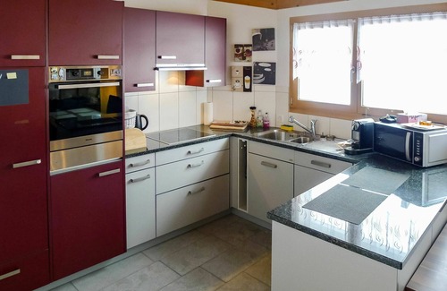 Zillis Apartment | Beautiful apartment for 7 guests with WIFI, TV, balcony and panoramic view