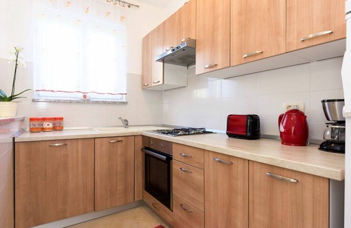 Martina Apartment | Beautiful apartment for 4 people with WIFI, A/C, TV and terrace
