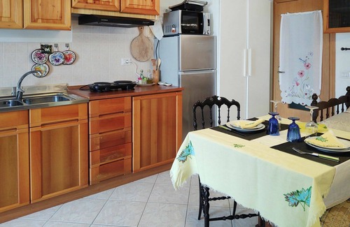 Peglio Apartment | Beautiful apartment for 7 people with WIFI, TV, patio and pets allowed