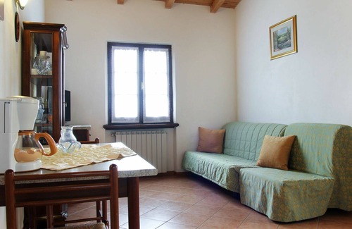 Voiandes Apartment | Beautiful apartment for 4 guests with WIFI, pool, TV, patio and pets allowed