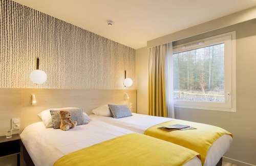 Hattigny House | Beautiful apartment in villa for 6 guests with hot tub, WIFI, pool, TV and terrace
