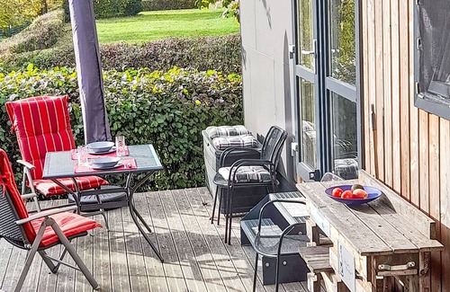 Wemding House | Beautiful apartment in villa for 4 guests with WIFI, A/C, TV, terrace and pets allowed