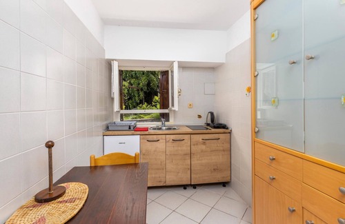 Ika Apartment | Beautiful apartment in Ika with WiFi