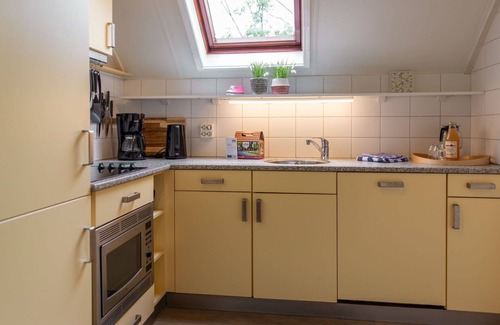 Municipality of Dalfsen House | Beautiful apartment in villa for 6 people with pool, WIFI, TV and terrace