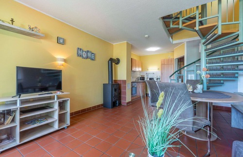Zandt House | Beautiful apartment in villa for 6 guests with WIFI, TV, terrace and pets allowed