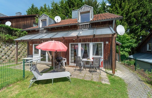 Zandt House | Beautiful apartment in villa for 6 guests with WIFI, TV, terrace and pets allowed