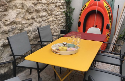 La Flotte Apartment | Beautiful apartment with terrace near beaches, shops.