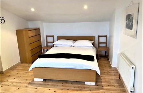 Kentish Town Apartment | Beautiful Apartment With Terrace Near Kentish Town