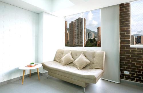 El Tesoro Apartment | Beautiful apt in Poblado-Tesoro Near Provenza!