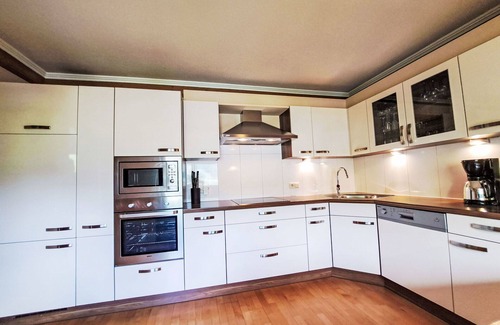 Ramsau im Zillertal Villa | Beautiful villa for 8 people with WIFI, TV, balcony and pets allowed