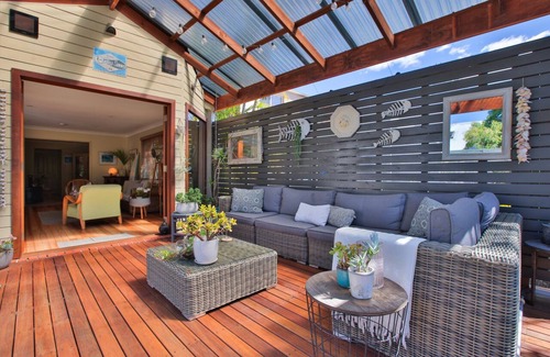 Avalon Beach House | Beautiful Avalon Beach House 5 Min level walk to Avalon Beach and Avalon Village