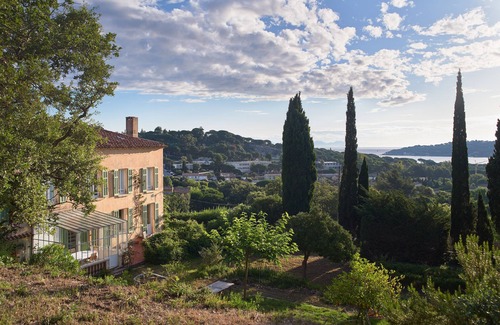 Saint-Tropez Villa | Beautiful bastide with sea view and large garden