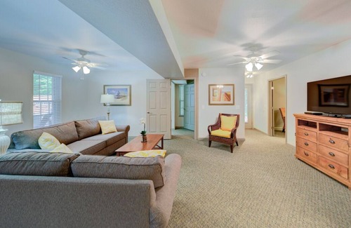Sea Scape Resort | Beautiful Beaches & Fun Activities! 2 Great Units, Waterpark, Volleyball, Pool