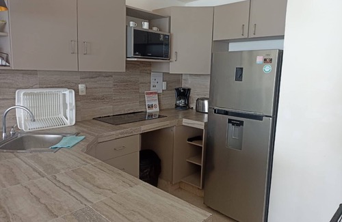 Zona Hotelera Apartment | Beautiful beachfront apartment with access to the hotel's facilities