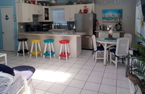 Belleair Beach Cottage | Beautiful Beachside Cottage