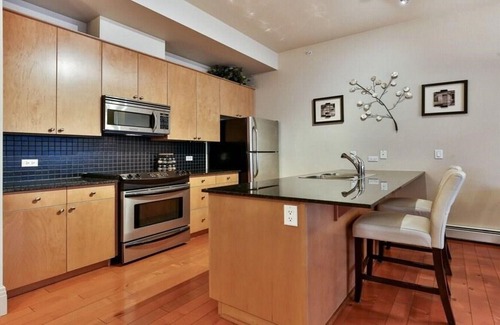 Bridgeland Condo | Beautiful Bridgeland