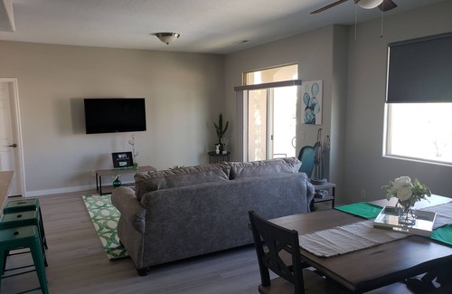 Mesquite Condo | Beautiful Condo w/balcony and an additional game room, swimming pool and more!