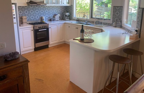 Barwon Heads House | Beautiful Cottage one street from the river...