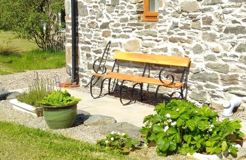 Gigha Cottage | Beautiful cottage well off the beaten track, located in the heart of Kintyre.