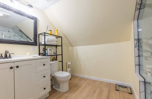 Montclair House | Beautiful cozy loft in Montclair, NJ