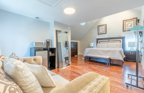 Montclair House | Beautiful cozy loft in Montclair, NJ