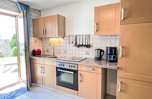 Uehlingen-Birkendorf Apartment | Beautiful apartment for 3 people with WIFI, TV and terrace