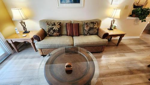 Truman Annex House | Beautiful Downtown Truman Annex Condo