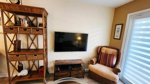 Truman Annex House | Beautiful Downtown Truman Annex Condo