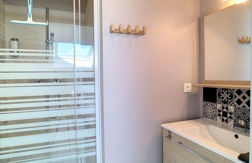Donville-les-Bains Apartment | Beautiful duplex near the sea (the islands)