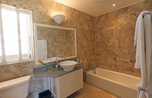 Gate Park Villa | Beautiful Equinox Luxury villa