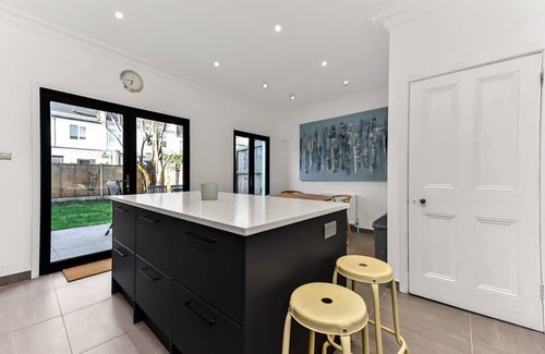 Thurlow Park House | Beautiful Family Victorian Home