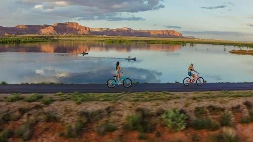 Kanab House | Beautiful Family and Pet-Friendly Home Near National Parks with NEW Hot Tub